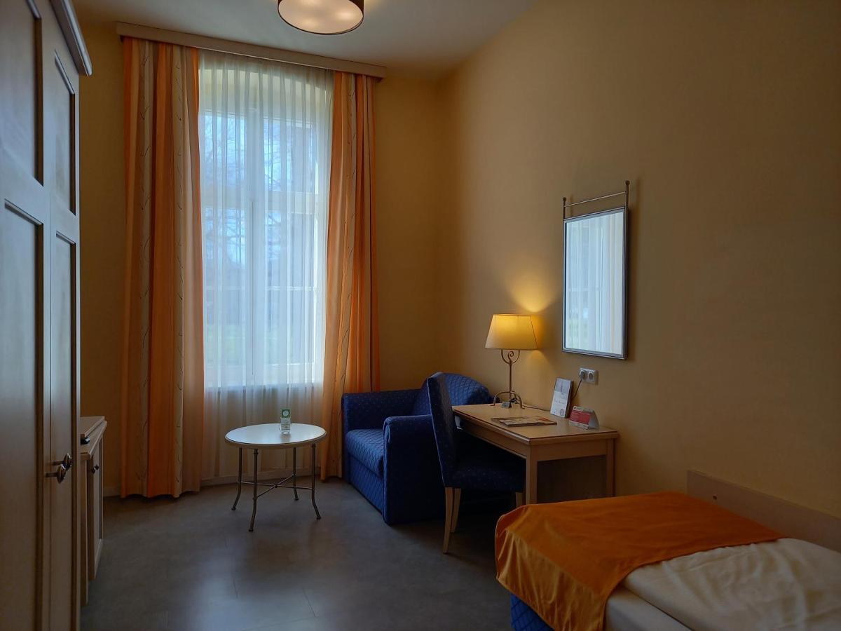 Parkhotel Bad Schandau Mit Spa Exterior photo