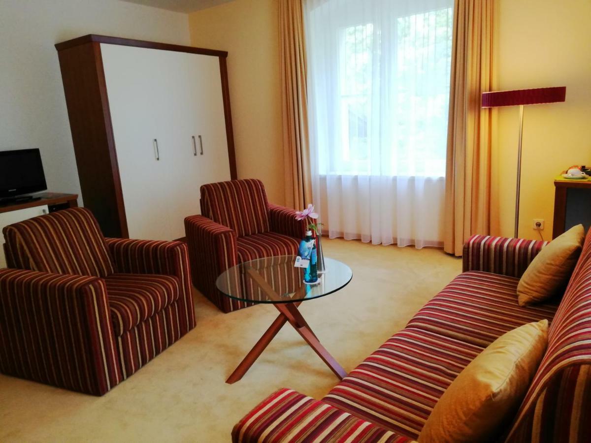 Parkhotel Bad Schandau Mit Spa Exterior photo